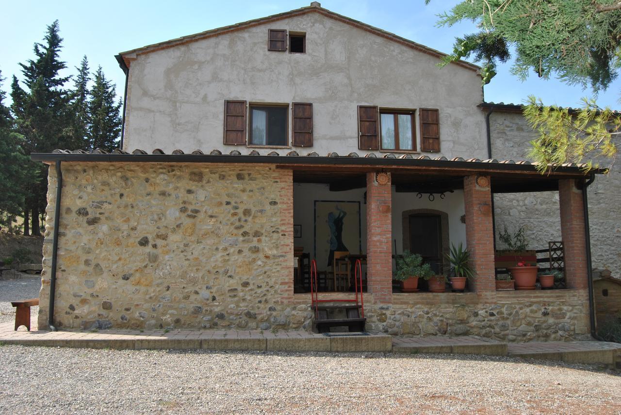 Villa Agriturismo Incanto Del Fiume à Pomarance Extérieur photo